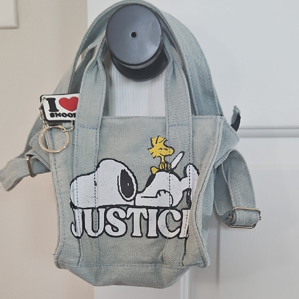 🥳 HOST PICK 🥳 NWOT Justice Snoopy Mini bag